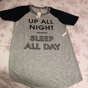 Women’s sleep shirt